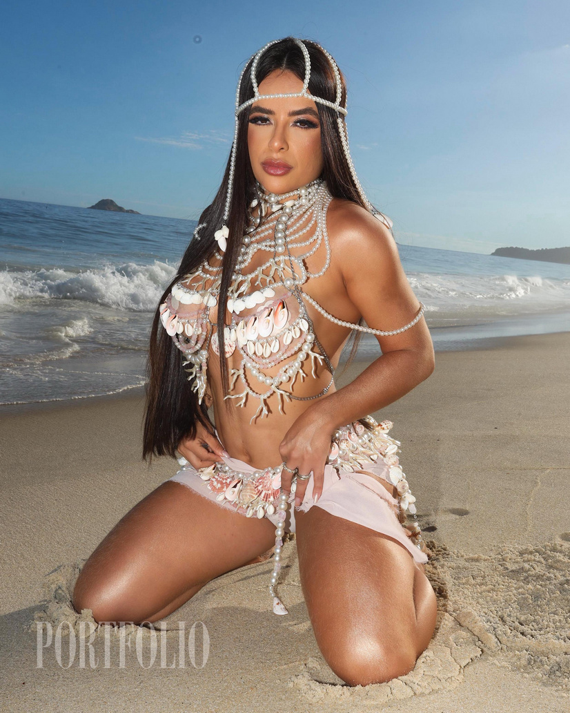 Revista Portfolio Geisa Eloy 06” class=